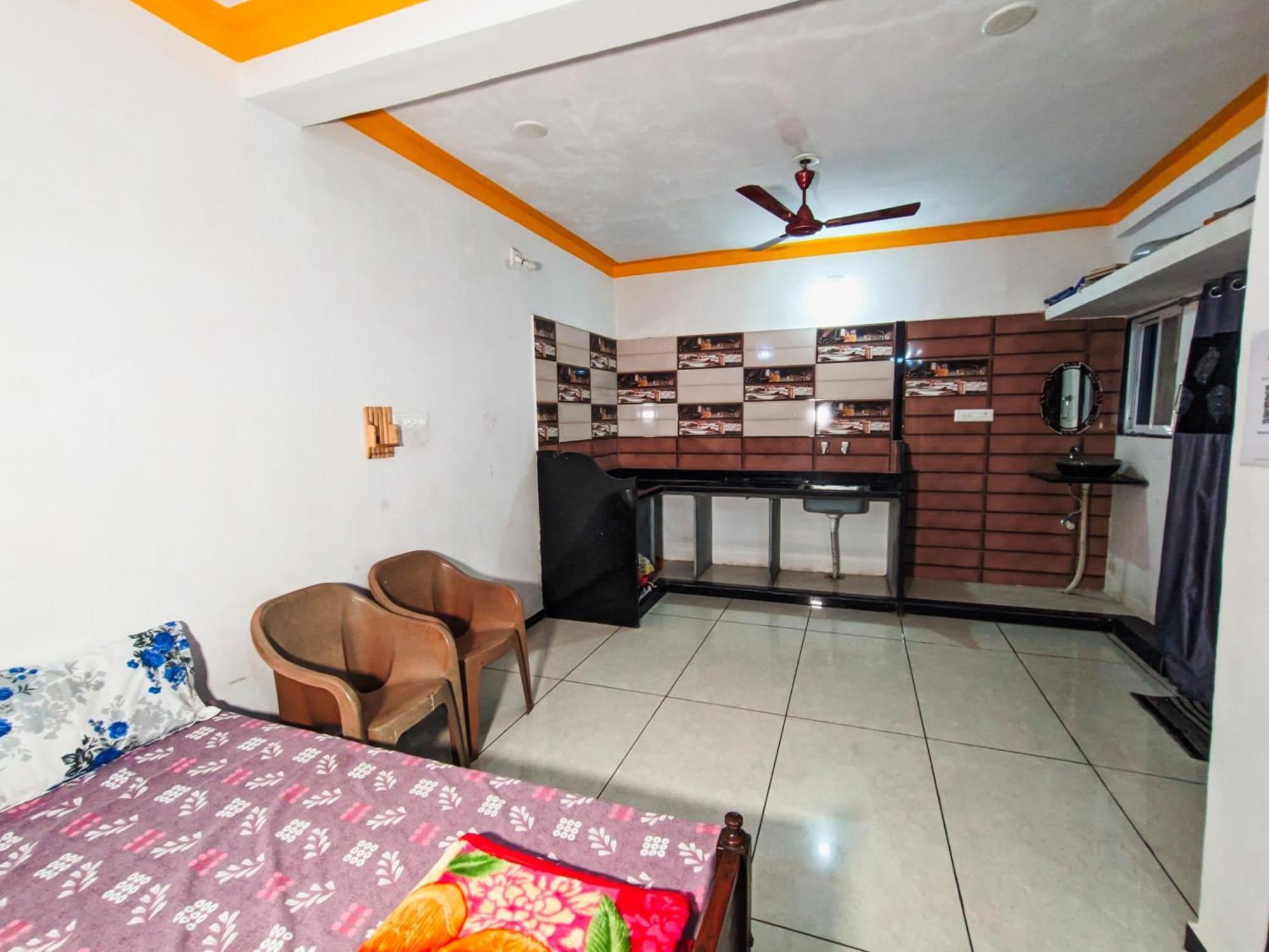 Bhavya Homestay Garudeshwar エクステリア 写真